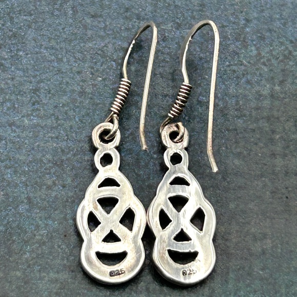 925 Sterling Silver Celtic Knot Dangle Earrings - Picture 5 of 8